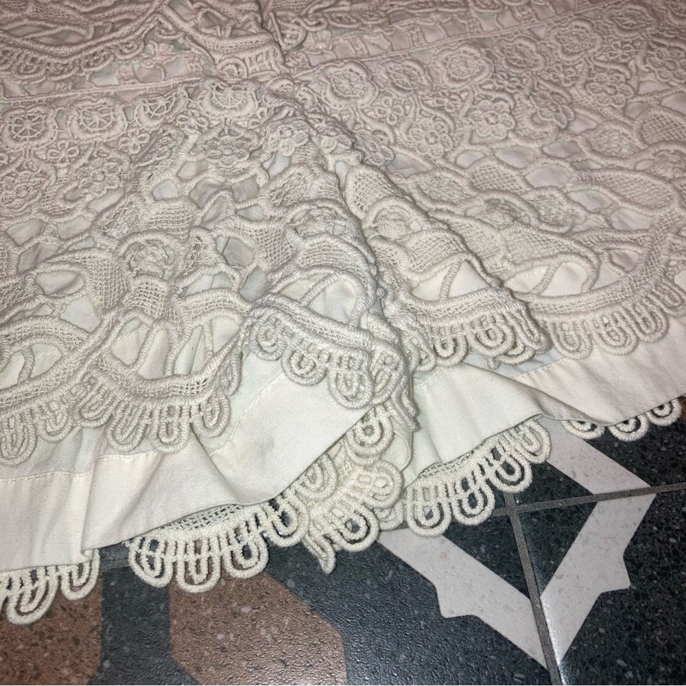 2/$15!! The Loft crochet lace shorts - Picture 7 of 11